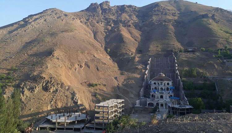 زمینخواران و کوهخواران