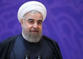 رفراندم روحانی، تعارف آخوندی