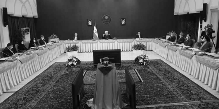 وحشت روحانی از تمدید تحریم تسلیحاتی