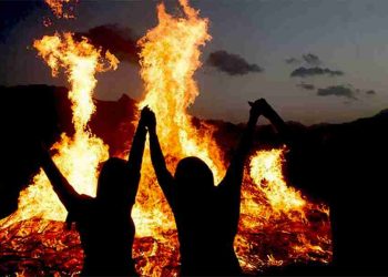 چهارشنبه سوری؛ آئینی کهن در لباس نو