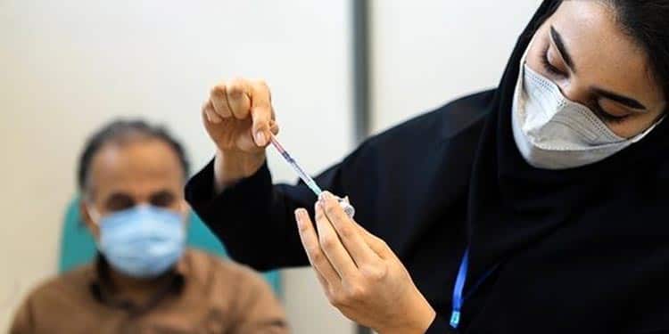 واکسیناسیون ۷۰ درصد، وعده حبابی رئیسی