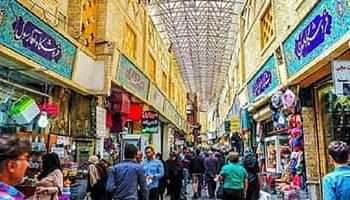 بازار تجریش؛ پخش شعار رئیسی قاتل شصت و هفتی