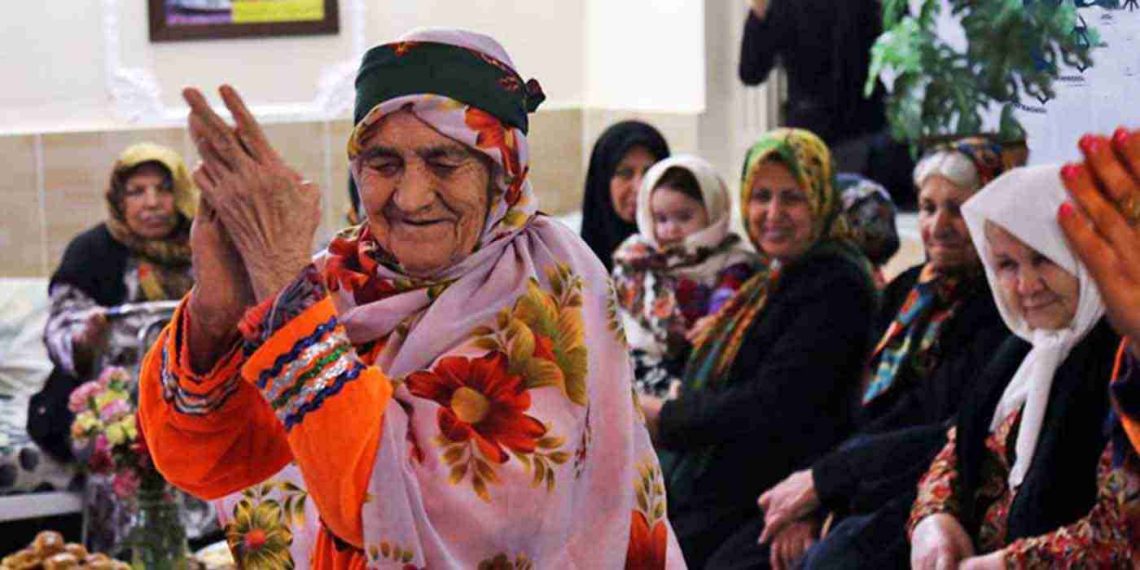 ناهید خانم و اتاق ممنوعه (داستان)