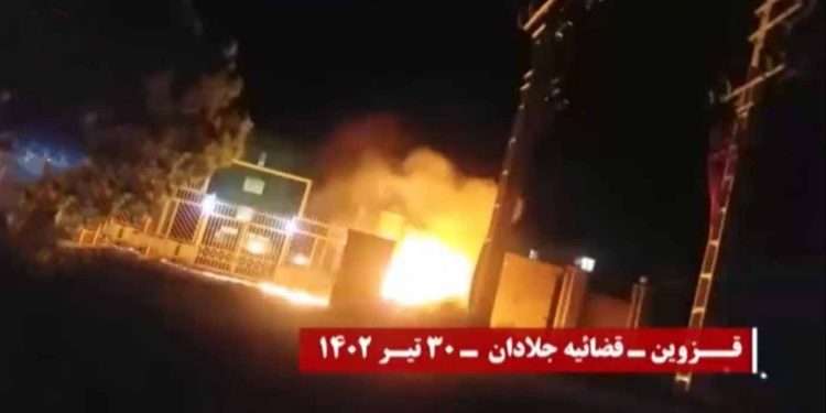 ۳۰عملیات متهورانه کانونهای شورشی در شهرهای ایران