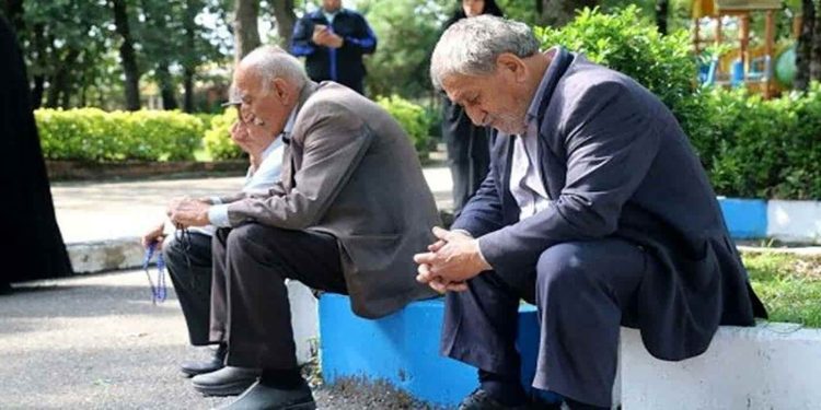 افزایش سن بازنشستگی؛ سودجویی دولت یا بی‌برنامگی حکومت؟