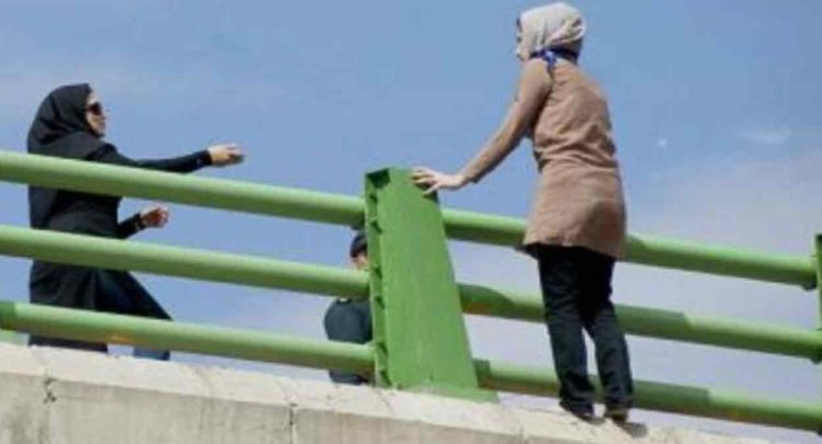 سونامی-خودکشی-در-ایران-محصول-کدام-سیاست-ویرانگر؟