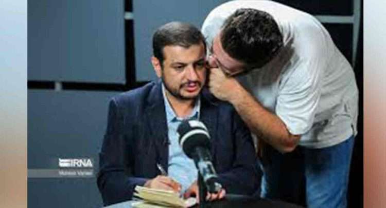آقای رائفیپور تشریف ببرید پای منبر کاظم صدیقی!