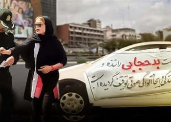 چرا خامنه ای از ابلاغ قانون عفاف و حجاب عقب نشست؟