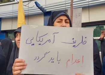 خاکستر وفاق بین کفن‌پوشان و مجلسیان رد و بدل می‌شود
