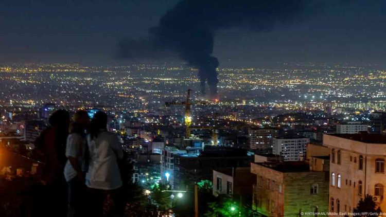 حملات گسترده اسراییل به هدفهای گوناگون در داخل خاک ایران