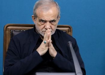 پزشکیان سراسیمه لایحه سرکوب رسانه‌ها را پس گرفت!