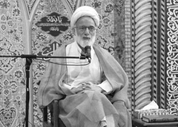 چرا دری نجف‌آبادی زیر میز ترامپ را نگاه می‌کند؟