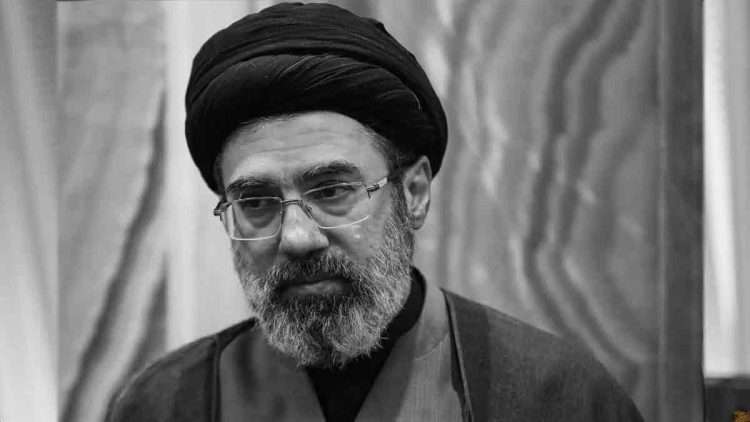 مکثی در نخستین پیام مکتوب مجتبی خامنه ای!