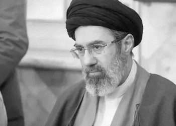ولایت فقیه به سلطنت موروثی تبدیل شد!