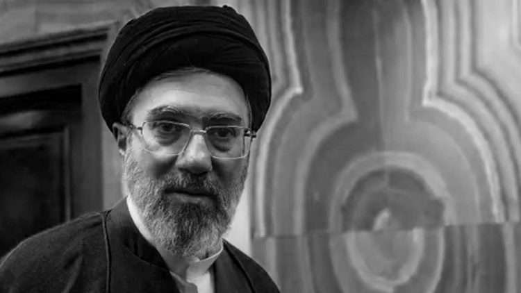 اعتراف روزنامه خراسان به ضعف مجتبی خامنه‌ای در پذیرش توافق