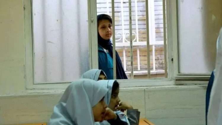 دانش‌آموزان بازمانده از تحصیل؛ ۳ میلیون نفر کجا مانده‌اند؟