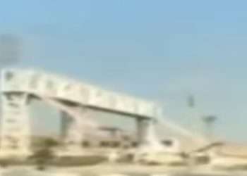 سرقت پل هوایی در اهواز؛ تصویری تکان‌دهنده از وضعیت اقتصادی و اجتماعی